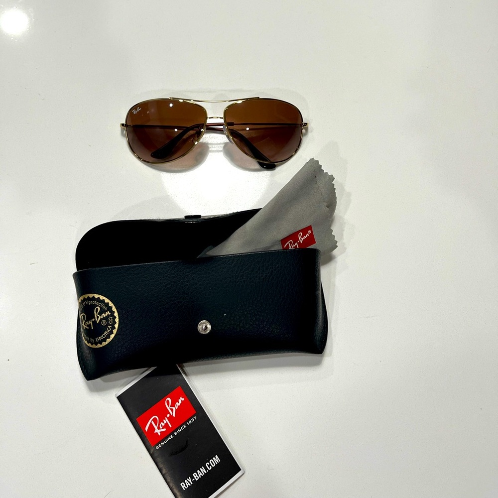 Ray Bans gold frame brown lens aviators